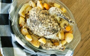 chicken and vegetables ready to be served