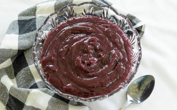 grape dessert in a glass bowl