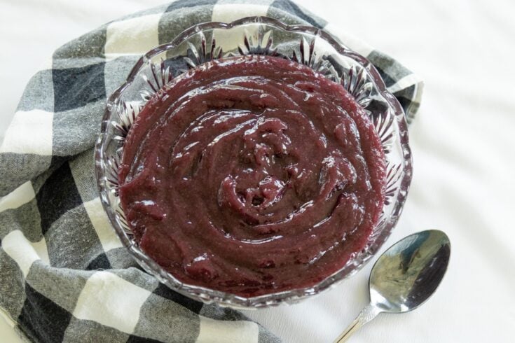 grape dessert in a glass bowl