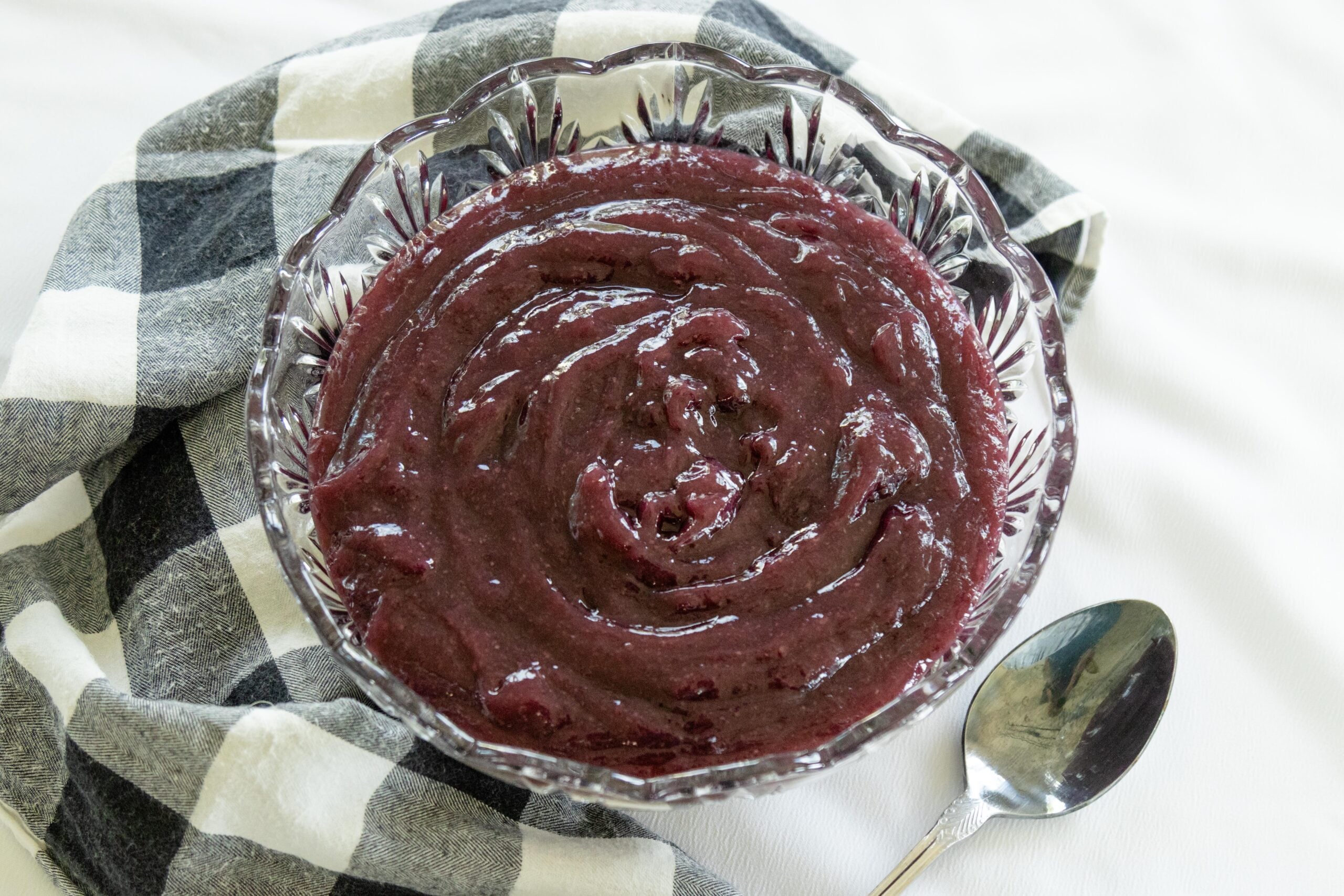 grape dessert in a glass bowl
