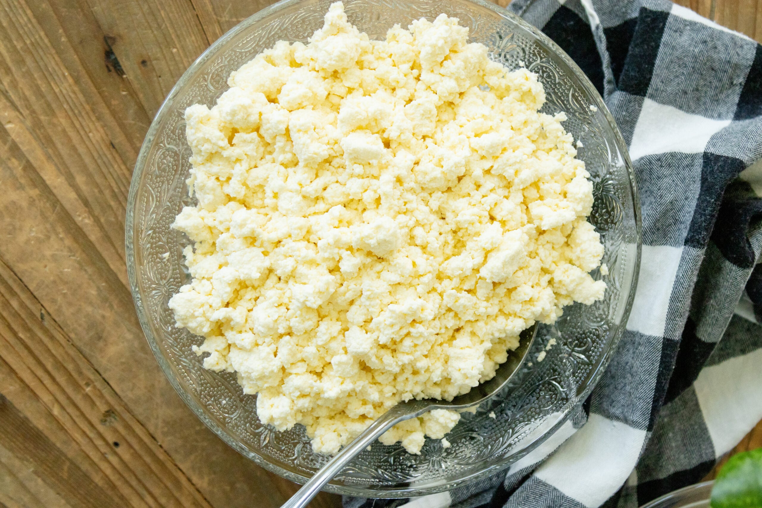 cottage cheese in a glass bowl