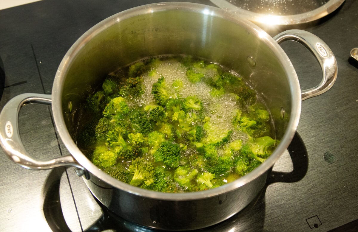cooking the broccoli in chicken broth