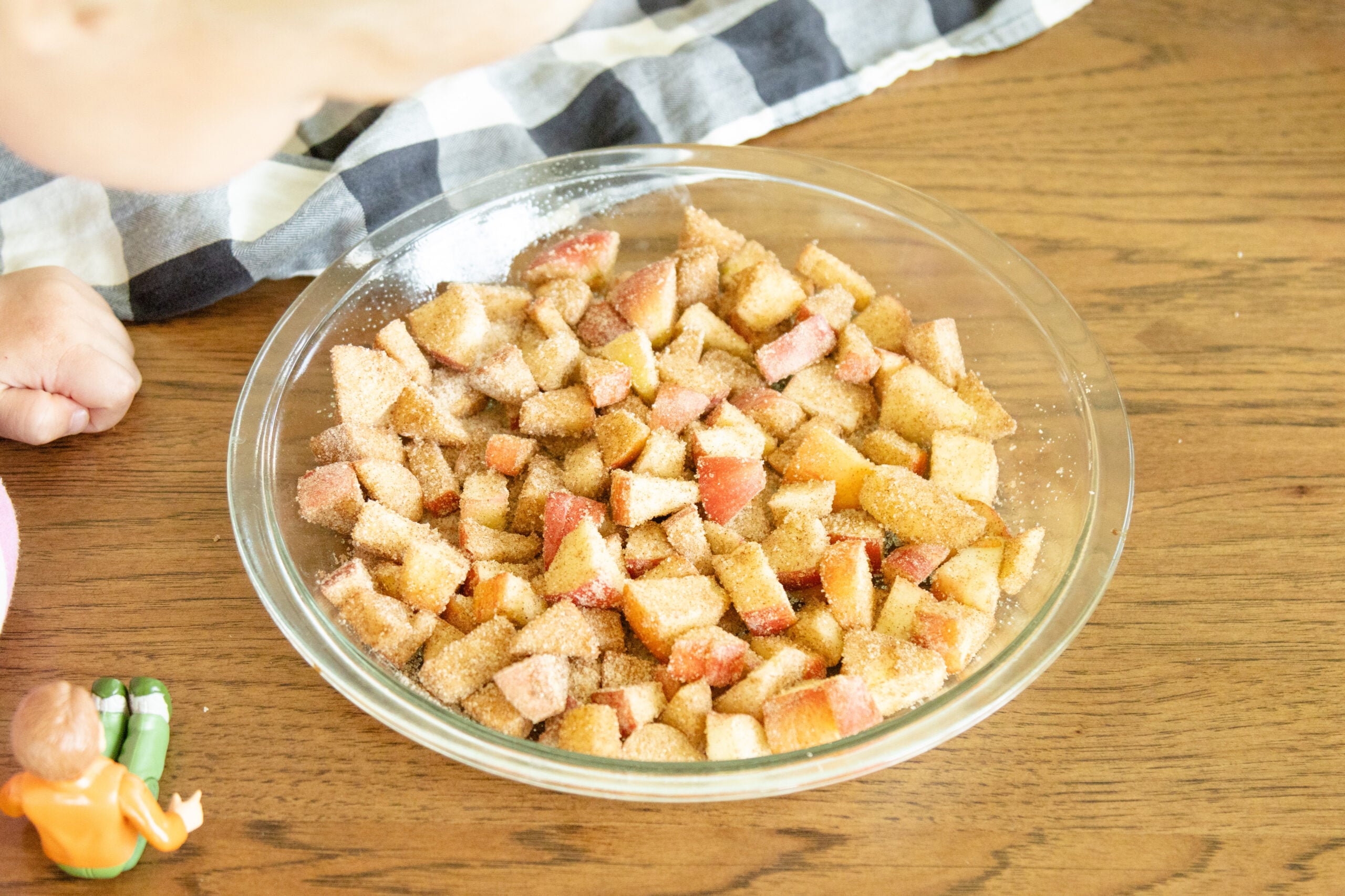 spreading the apples in the baking dish